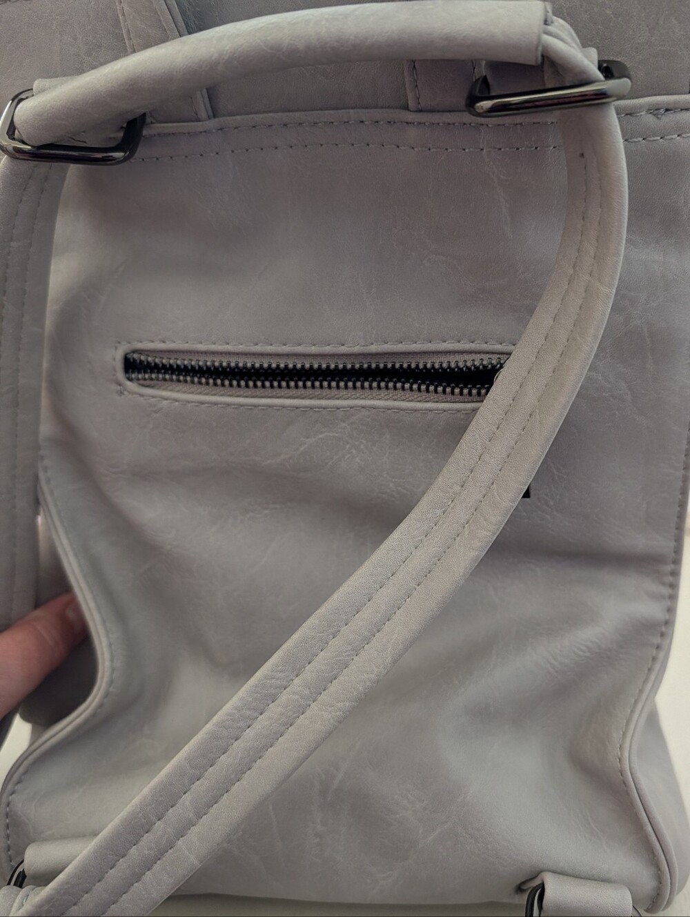 Purse/Backpack - Picture 5 of 9